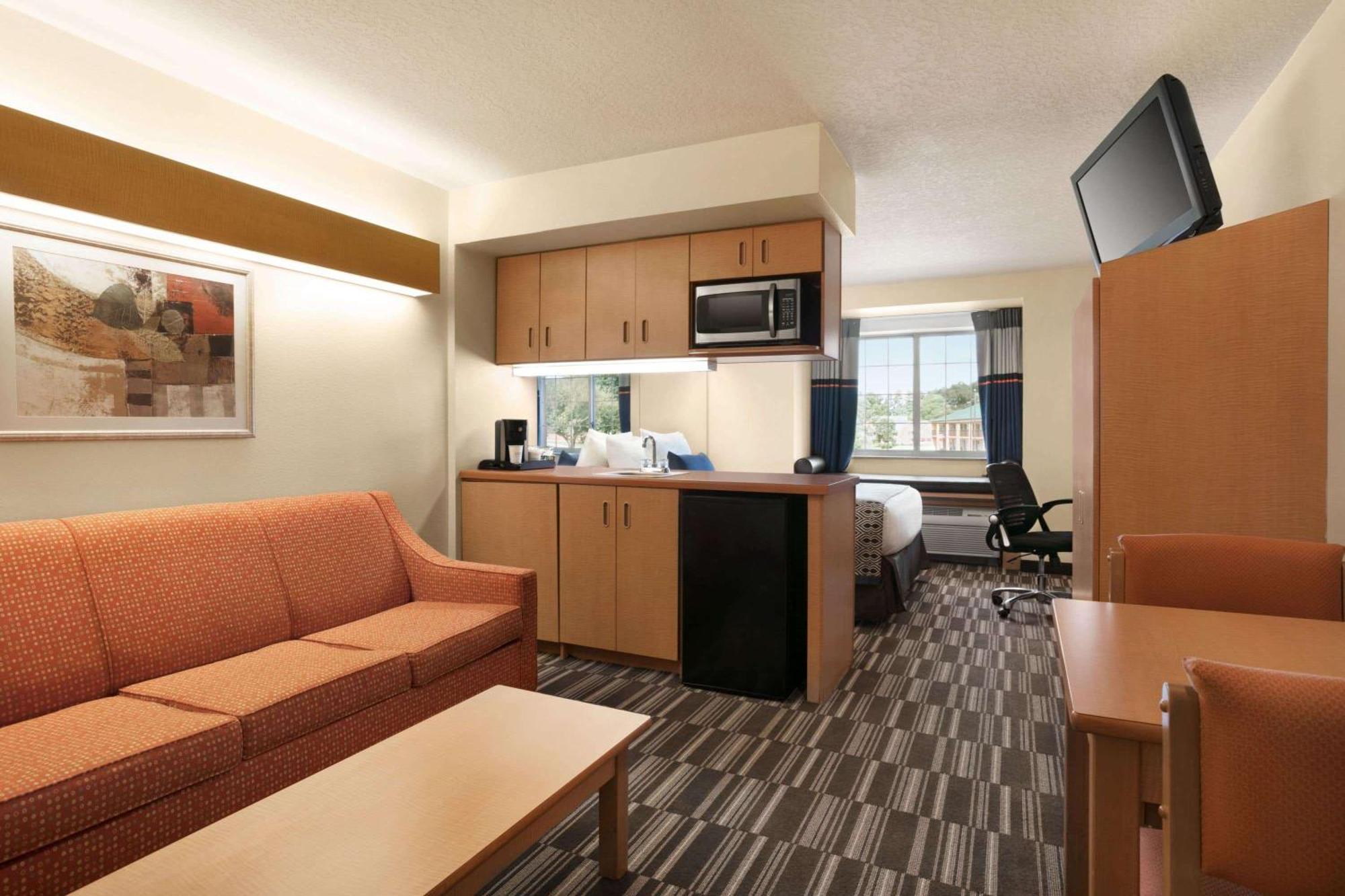 Microtel Inn & Suites By Wyndham Culpeper Eksteriør billede
