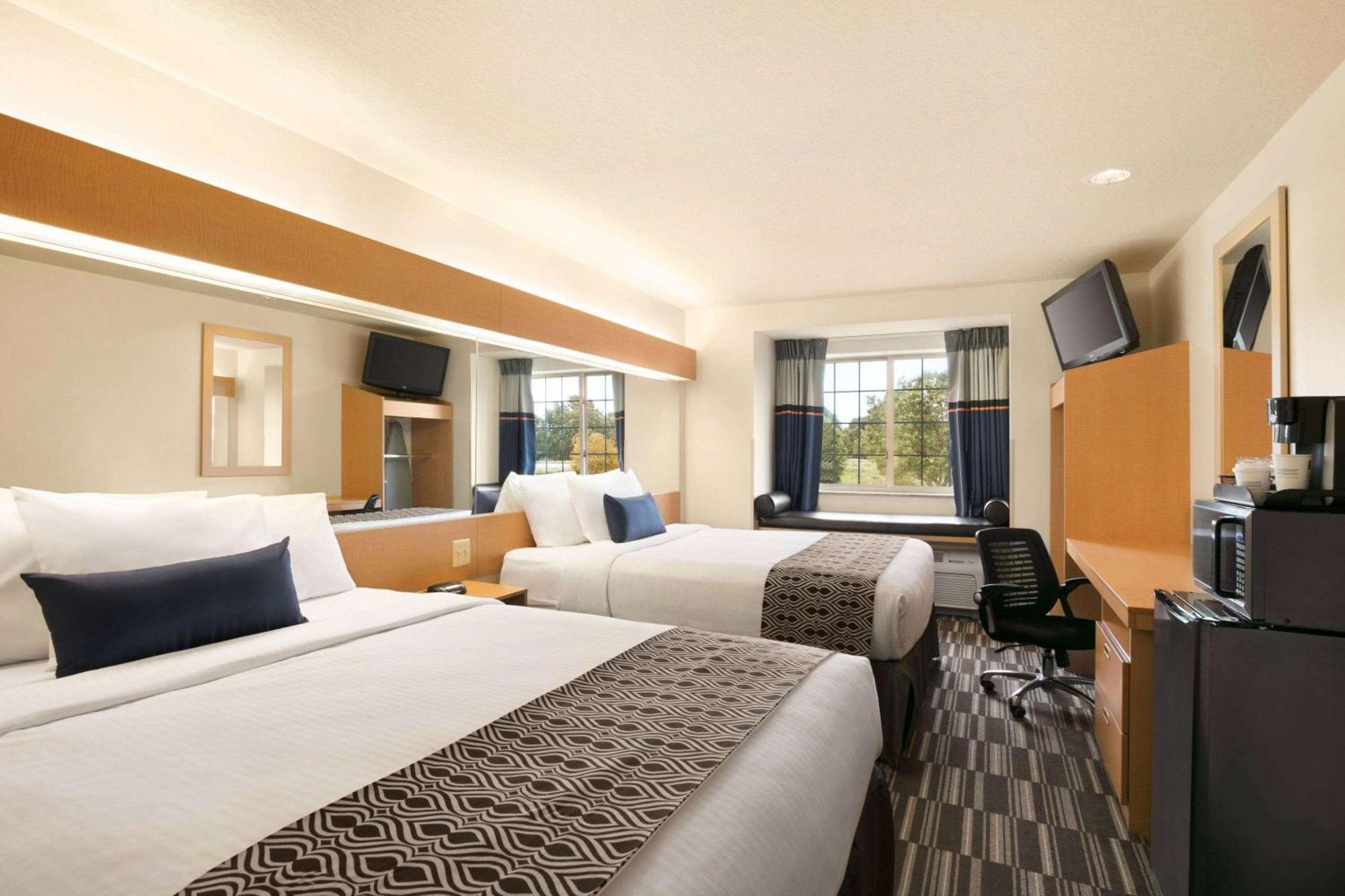 Microtel Inn & Suites By Wyndham Culpeper Eksteriør billede
